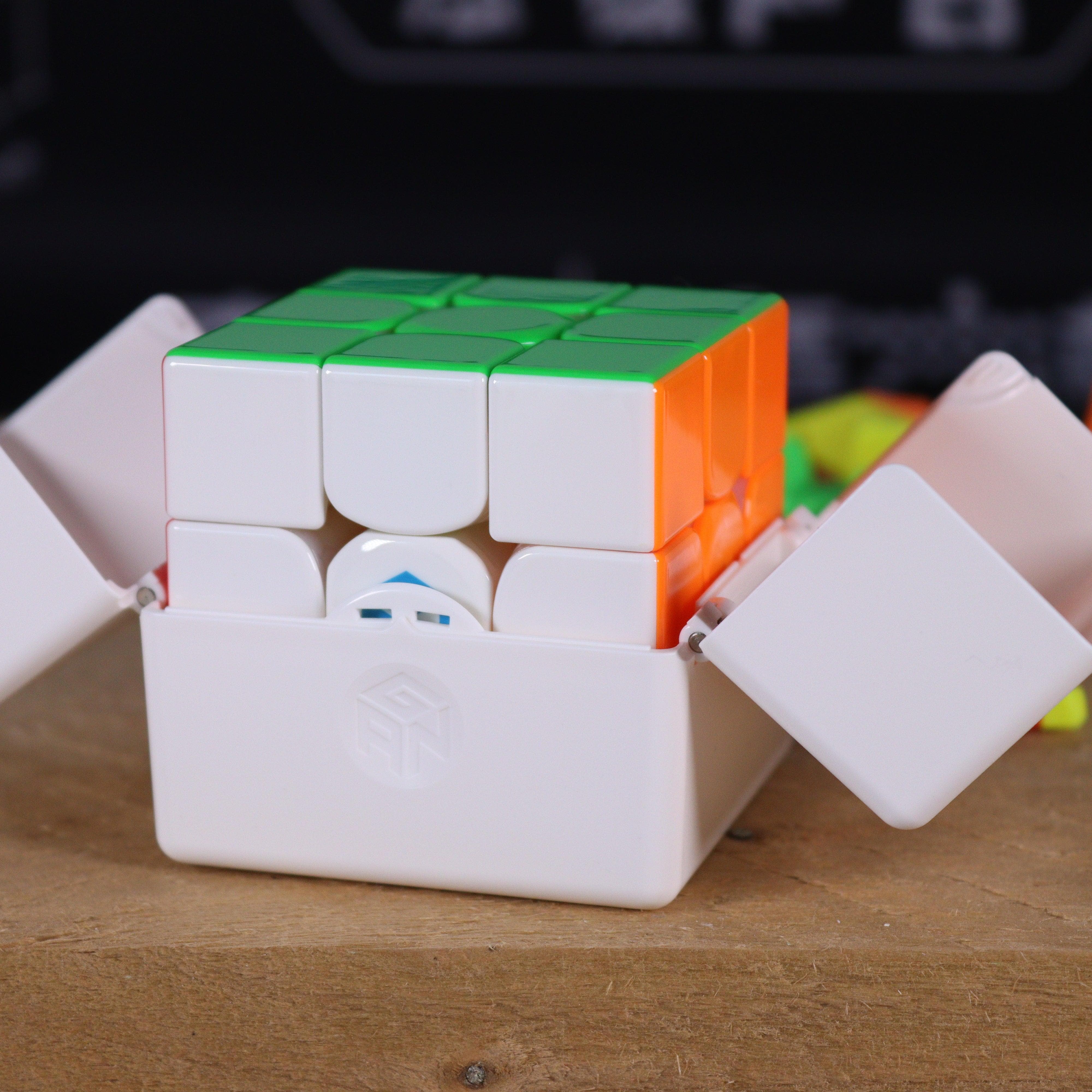 GAN 11 Pro (Magnetic, UV, Ball-Core) - Image 8