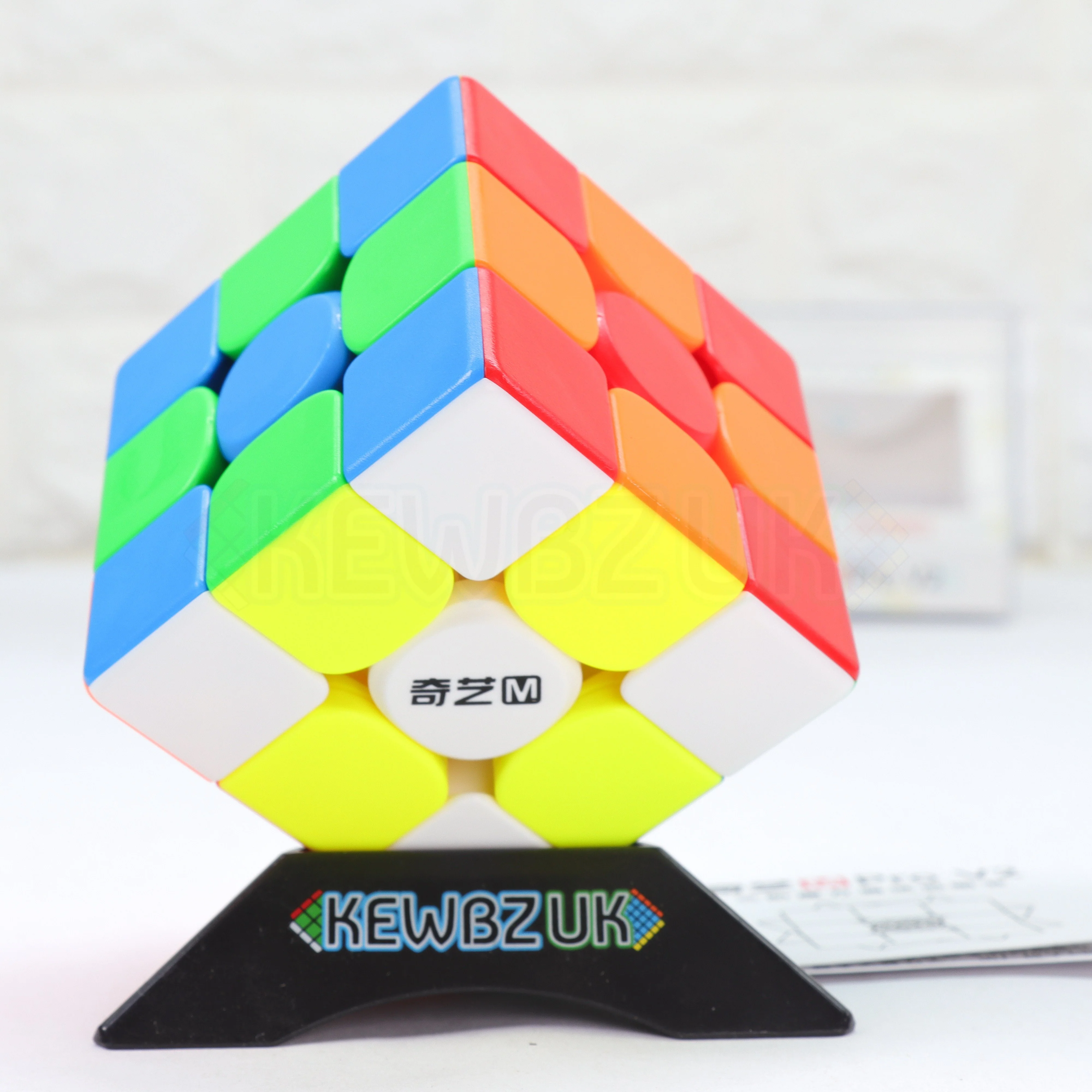QiYi M 3x3 Pro V2 Flagship (Magnetic) - Image 2