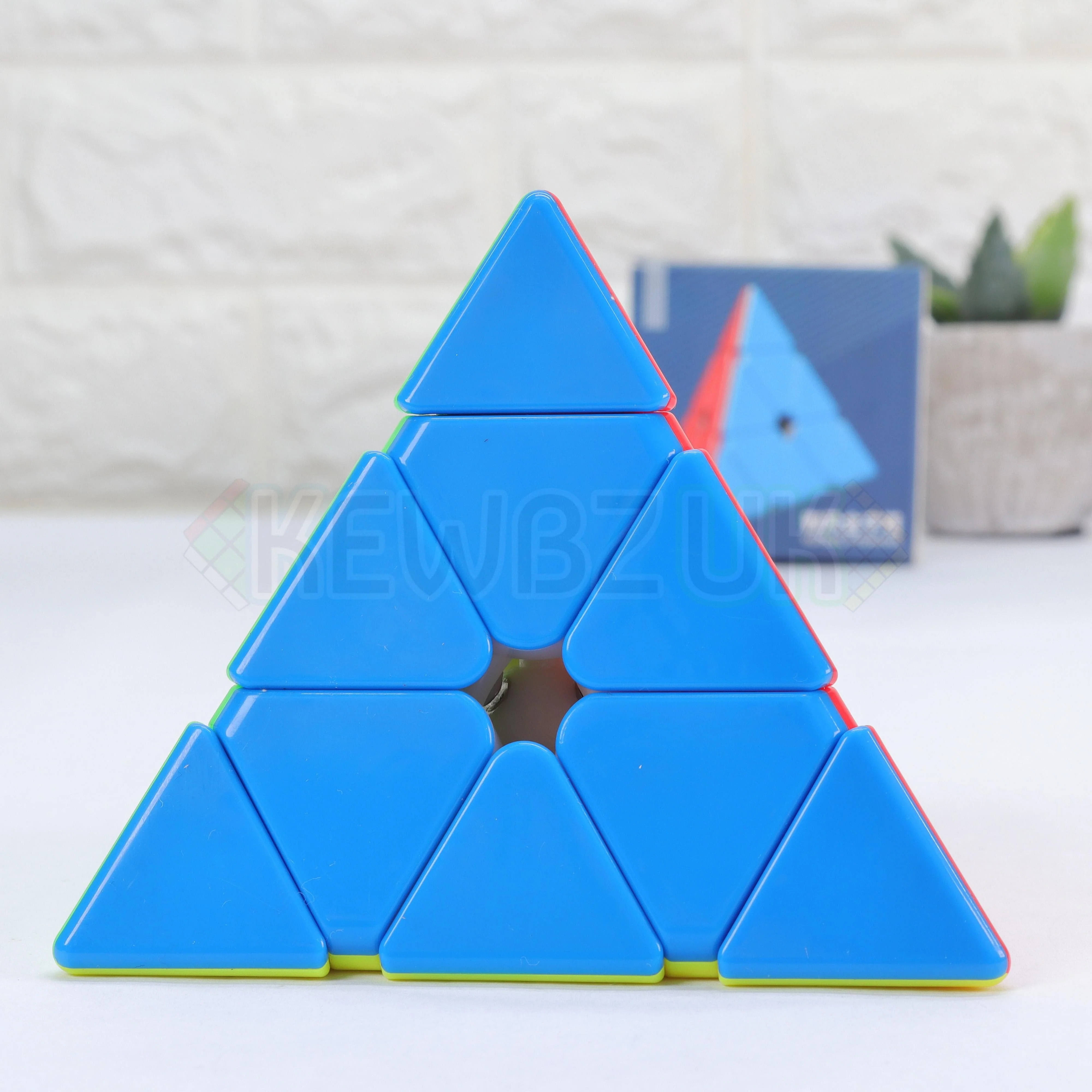 SengSo YuFeng Pyraminx (Magnetic, Ball-Core) - Image 2