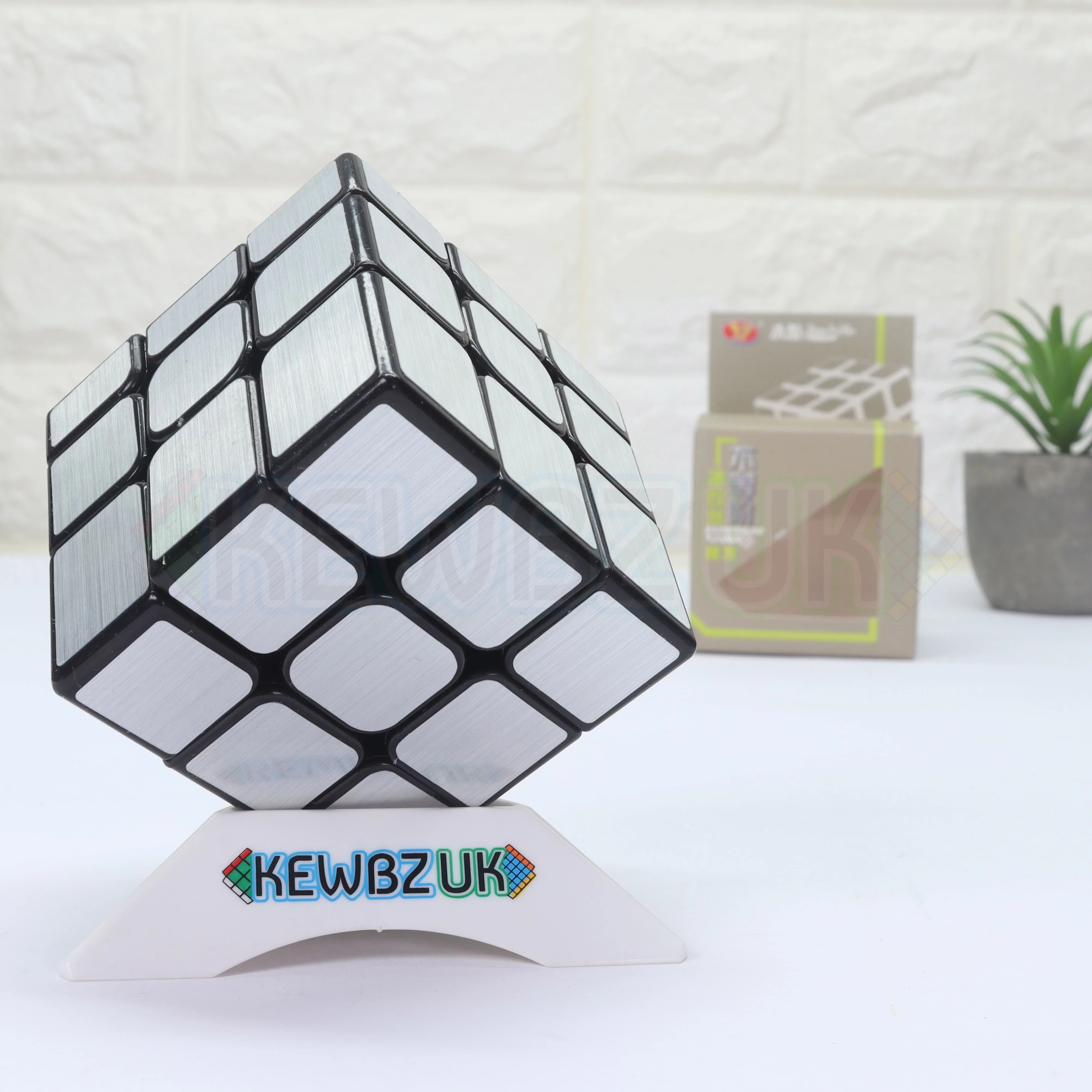YJ Inequilateral - Image 4